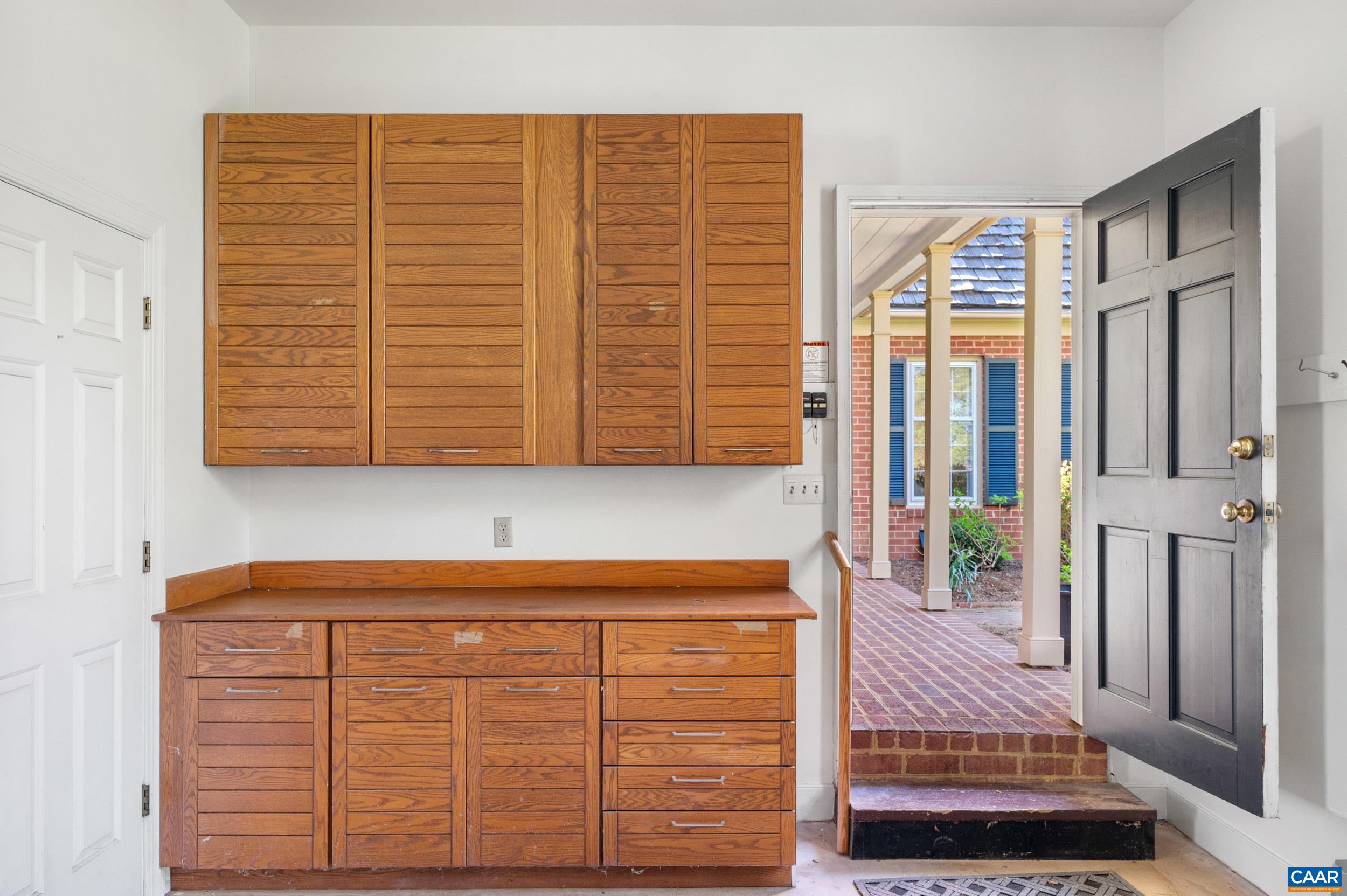 28 EDNAM VILLAGE ST, CHARLOTTESVILLE, Virginia 22903, 4 Bedrooms Bedrooms, ,3 BathroomsBathrooms,Residential,28 EDNAM VILLAGE ST,675939 MLS # 675939