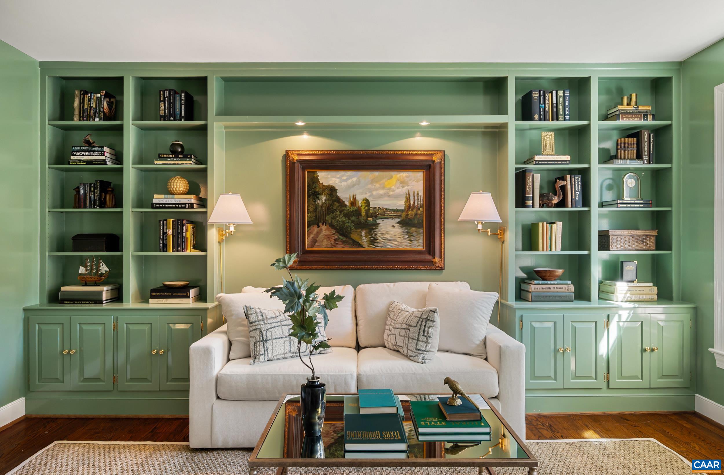 28 EDNAM VILLAGE ST, CHARLOTTESVILLE, Virginia 22903, 4 Bedrooms Bedrooms, ,3 BathroomsBathrooms,Residential,28 EDNAM VILLAGE ST,675939 MLS # 675939