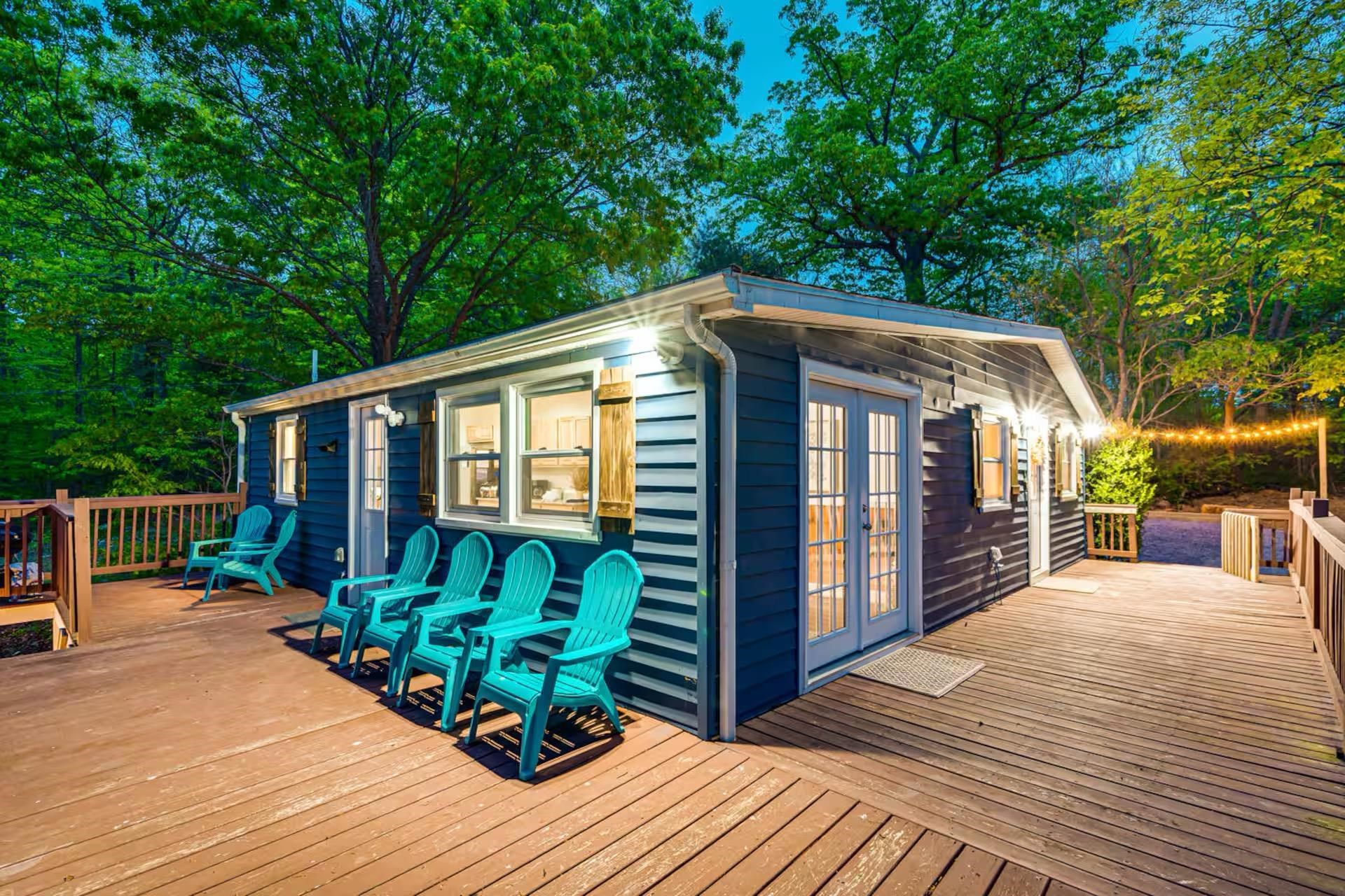 218 N VIEW DR, STANLEY, Virginia 22851, 3 Bedrooms Bedrooms, ,2 BathroomsBathrooms,Residential,Jax Mountain Escape: Hot tub, movies and dogs.,218 N VIEW DR,675941 MLS # 675941