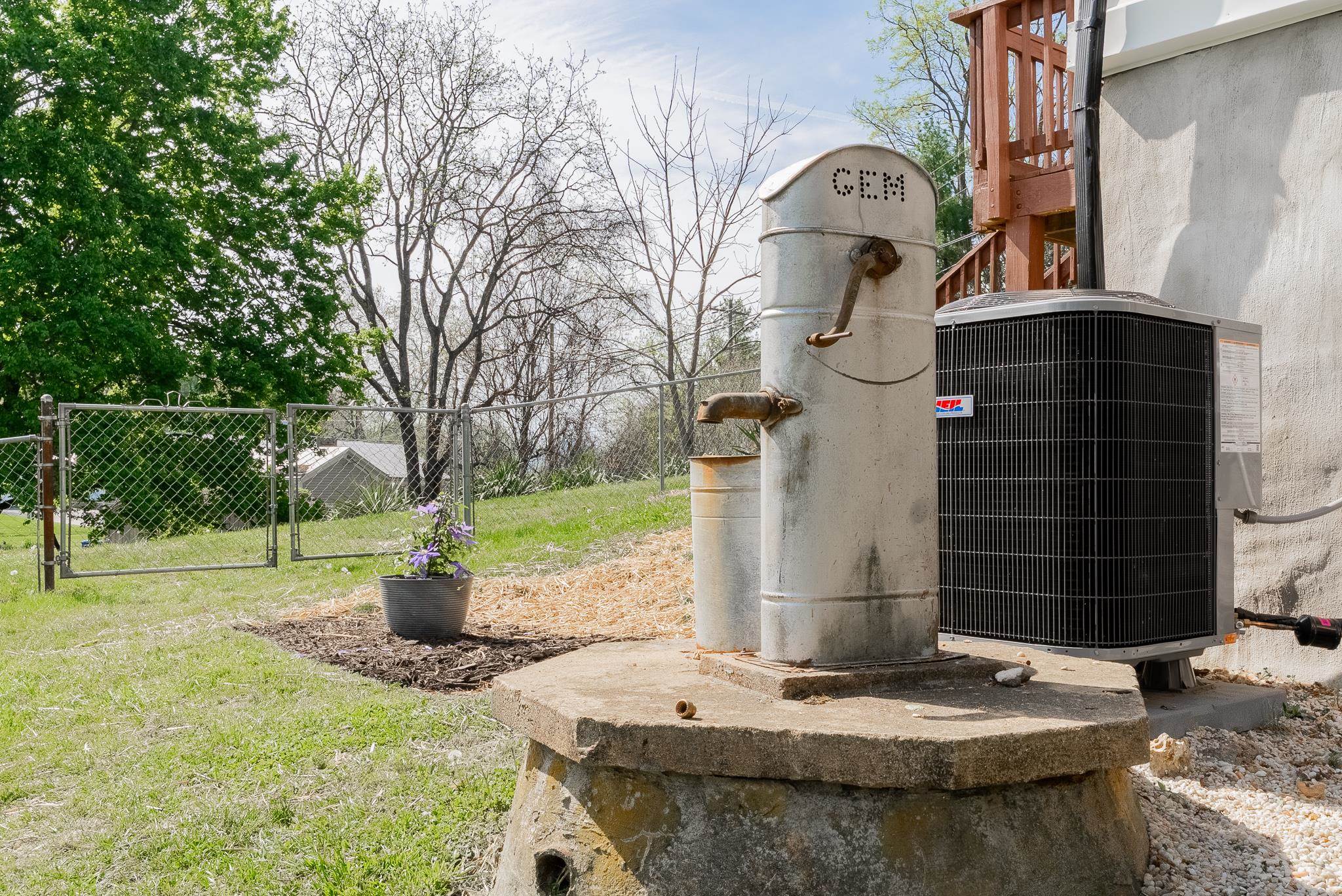 2163 RAPHINE RD, RAPHINE, Virginia 24472, 3 Bedrooms Bedrooms, ,1 BathroomBathrooms,Residential,2163 RAPHINE RD,675947 MLS # 675947