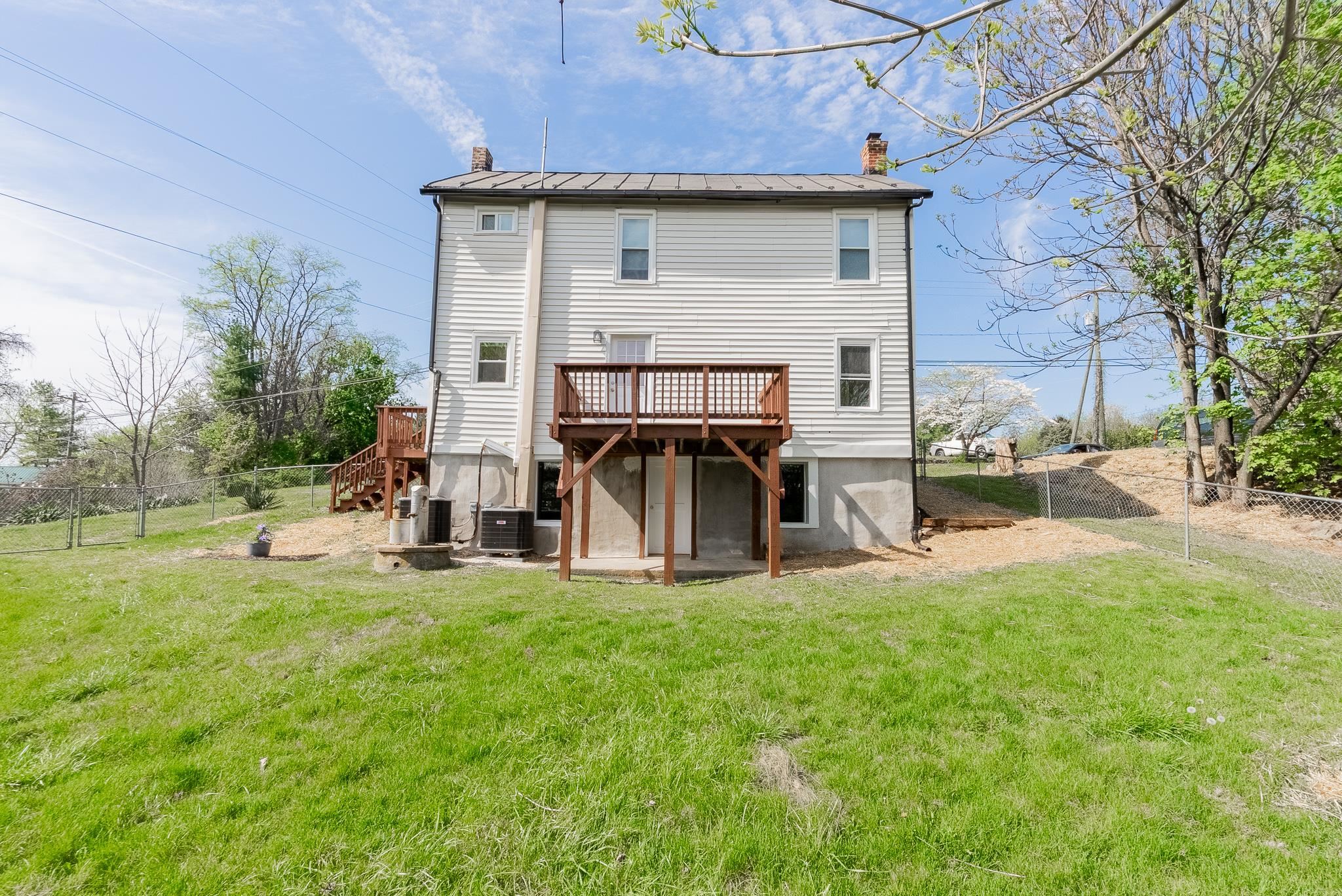 2163 RAPHINE RD, RAPHINE, Virginia 24472, 3 Bedrooms Bedrooms, ,1 BathroomBathrooms,Residential,2163 RAPHINE RD,675947 MLS # 675947