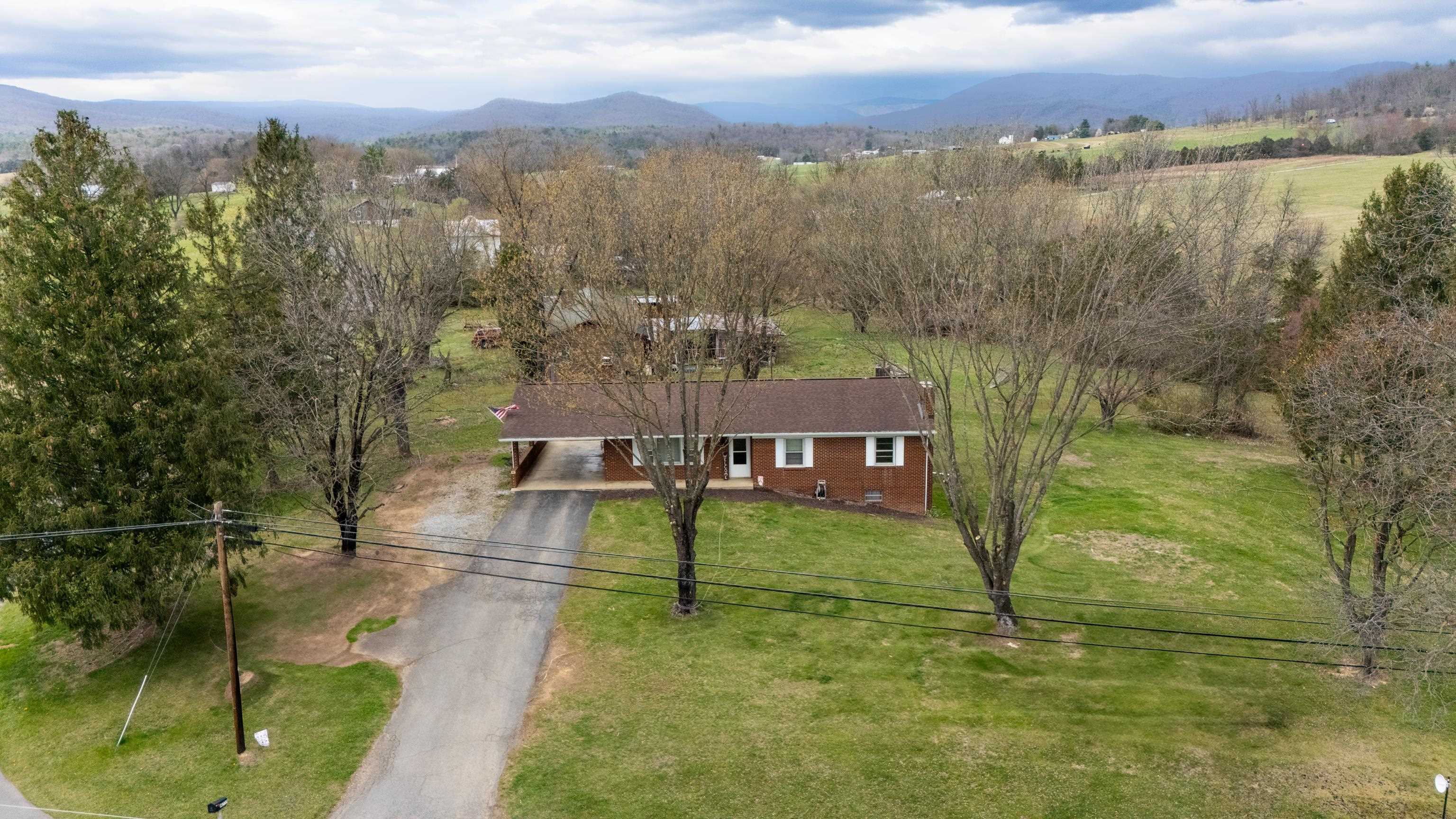 14777 HOPKINS GAP RD, FULKS RUN, Virginia 22830, 3 Bedrooms Bedrooms, ,2 BathroomsBathrooms,Residential,14777 HOPKINS GAP RD,675950 MLS # 675950