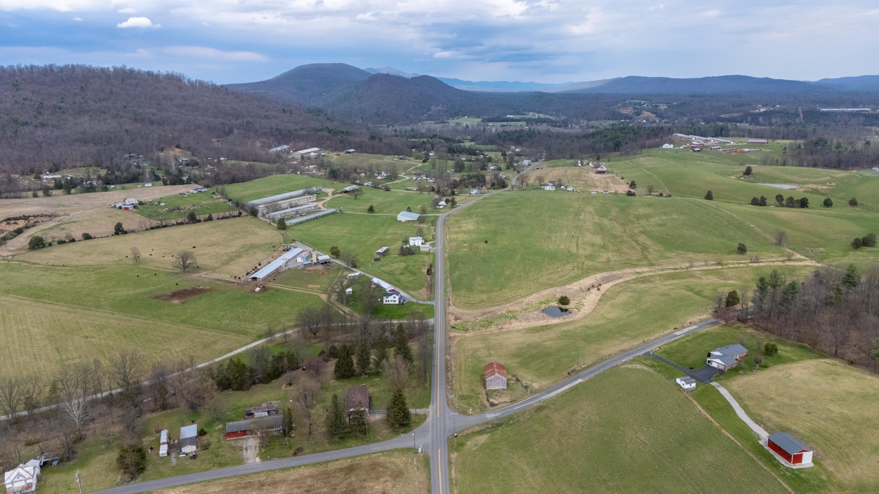 14777 HOPKINS GAP RD, FULKS RUN, Virginia 22830, 3 Bedrooms Bedrooms, ,2 BathroomsBathrooms,Residential,14777 HOPKINS GAP RD,675950 MLS # 675950