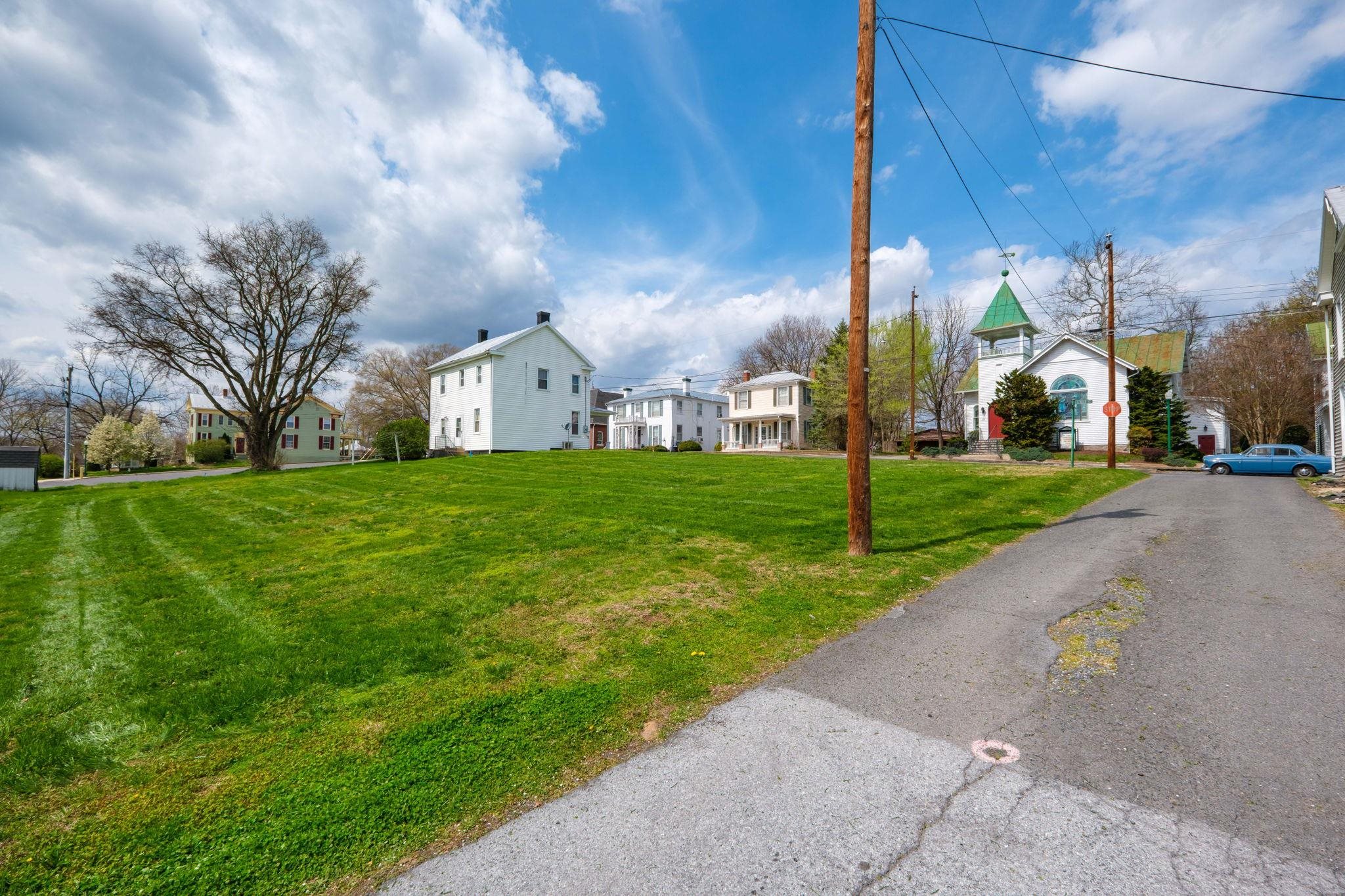 107 S HIGH ST, EDINBURG, Virginia 22824, ,Land,107 S HIGH ST,675977 MLS # 675977