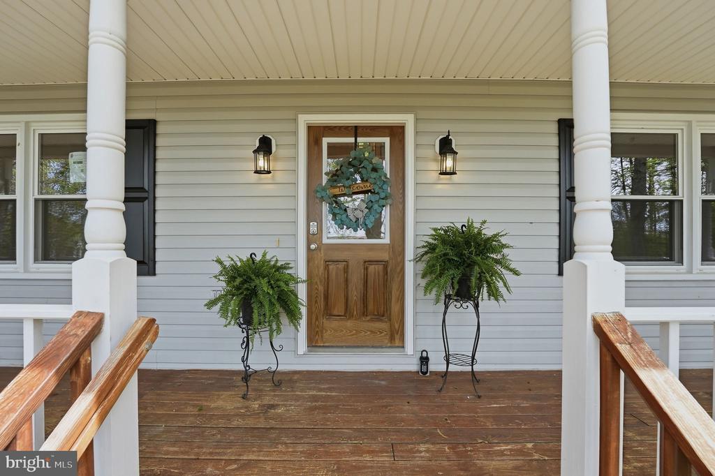 3229 COLVIN RD, AMISSVILLE, Virginia 20106, 3 Bedrooms Bedrooms, ,2 BathroomsBathrooms,Residential,3229 COLVIN RD,VACU2012664 MLS # VACU2012664