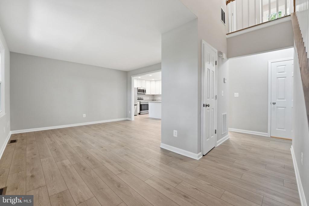 3229 COLVIN RD, AMISSVILLE, Virginia 20106, 3 Bedrooms Bedrooms, ,2 BathroomsBathrooms,Residential,3229 COLVIN RD,VACU2012664 MLS # VACU2012664