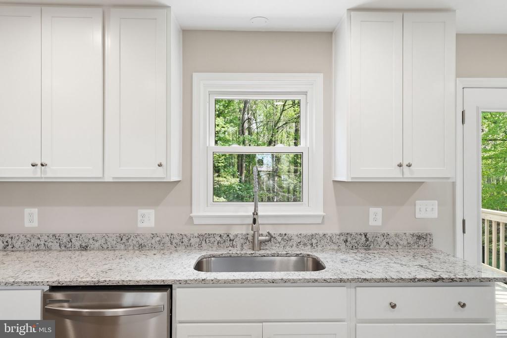 3229 COLVIN RD, AMISSVILLE, Virginia 20106, 3 Bedrooms Bedrooms, ,2 BathroomsBathrooms,Residential,3229 COLVIN RD,VACU2012664 MLS # VACU2012664