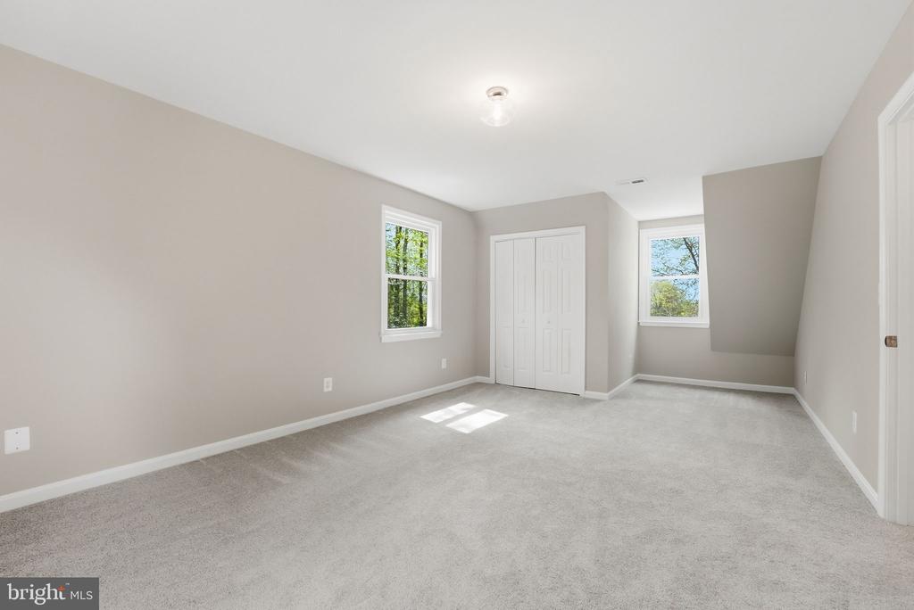 3229 COLVIN RD, AMISSVILLE, Virginia 20106, 3 Bedrooms Bedrooms, ,2 BathroomsBathrooms,Residential,3229 COLVIN RD,VACU2012664 MLS # VACU2012664