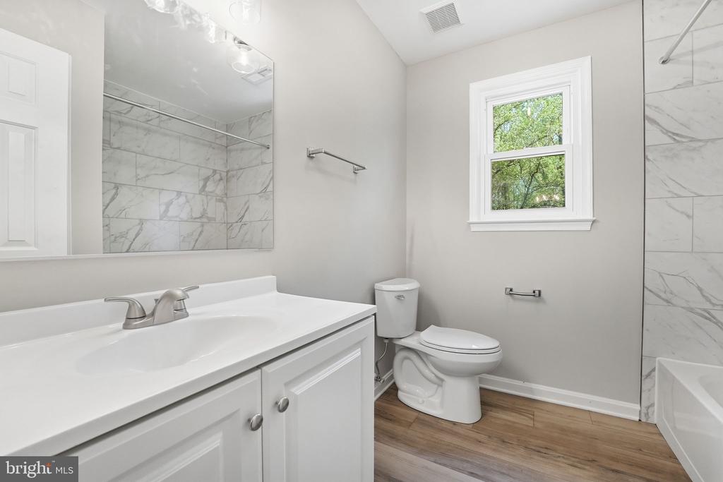 3229 COLVIN RD, AMISSVILLE, Virginia 20106, 3 Bedrooms Bedrooms, ,2 BathroomsBathrooms,Residential,3229 COLVIN RD,VACU2012664 MLS # VACU2012664