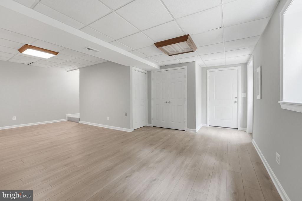 3229 COLVIN RD, AMISSVILLE, Virginia 20106, 3 Bedrooms Bedrooms, ,2 BathroomsBathrooms,Residential,3229 COLVIN RD,VACU2012664 MLS # VACU2012664