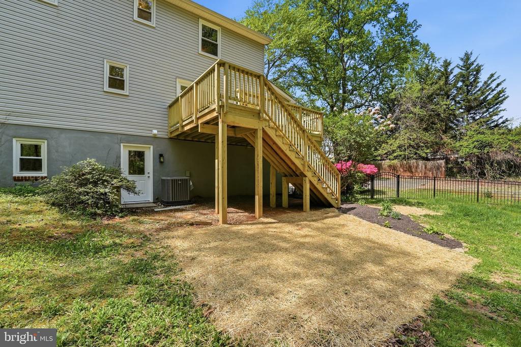 3229 COLVIN RD, AMISSVILLE, Virginia 20106, 3 Bedrooms Bedrooms, ,2 BathroomsBathrooms,Residential,3229 COLVIN RD,VACU2012664 MLS # VACU2012664