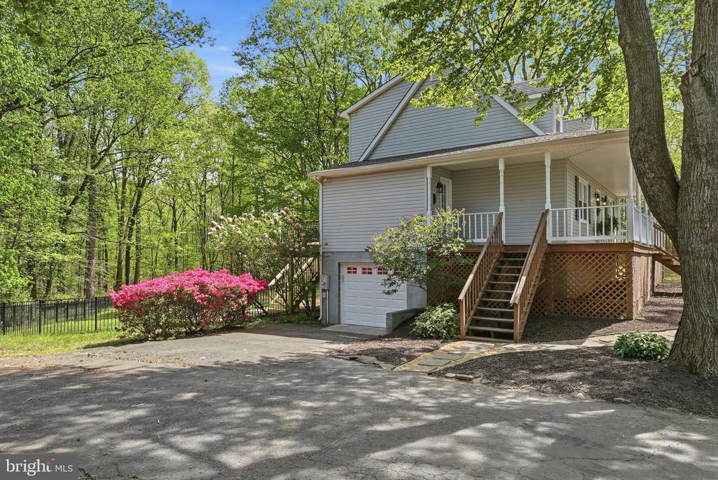 3229 COLVIN RD, AMISSVILLE, Virginia 20106, 3 Bedrooms Bedrooms, ,2 BathroomsBathrooms,Residential,3229 COLVIN RD,VACU2012664 MLS # VACU2012664