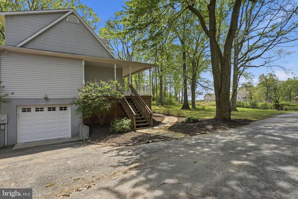 3229 COLVIN RD, AMISSVILLE, Virginia 20106, 3 Bedrooms Bedrooms, ,2 BathroomsBathrooms,Residential,3229 COLVIN RD,VACU2012664 MLS # VACU2012664