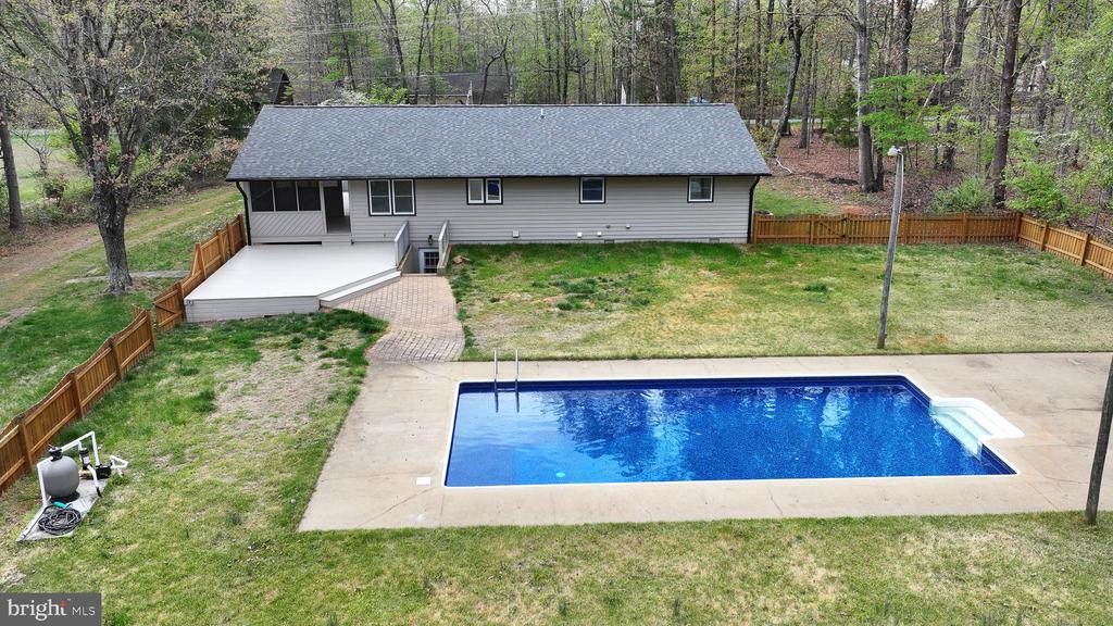 1011 LAKE MONTICELLO RD, PALMYRA, Virginia 22963, 3 Bedrooms Bedrooms, ,3 BathroomsBathrooms,Residential,1011 LAKE MONTICELLO RD,VAFN2000652 MLS # VAFN2000652