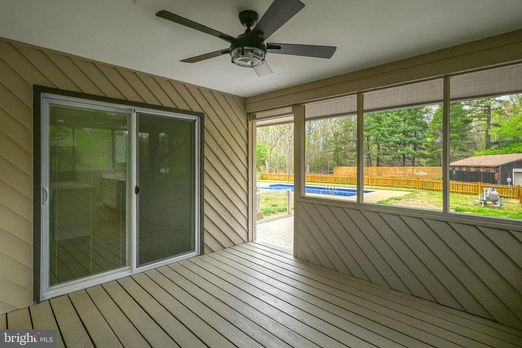 1011 LAKE MONTICELLO RD, PALMYRA, Virginia 22963, 3 Bedrooms Bedrooms, ,3 BathroomsBathrooms,Residential,1011 LAKE MONTICELLO RD,VAFN2000652 MLS # VAFN2000652