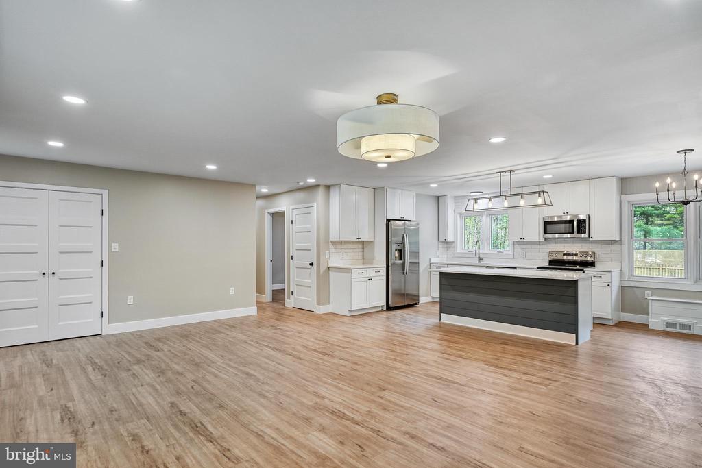 1011 LAKE MONTICELLO RD, PALMYRA, Virginia 22963, 3 Bedrooms Bedrooms, ,3 BathroomsBathrooms,Residential,1011 LAKE MONTICELLO RD,VAFN2000652 MLS # VAFN2000652