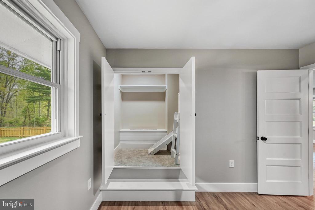 1011 LAKE MONTICELLO RD, PALMYRA, Virginia 22963, 3 Bedrooms Bedrooms, ,3 BathroomsBathrooms,Residential,1011 LAKE MONTICELLO RD,VAFN2000652 MLS # VAFN2000652