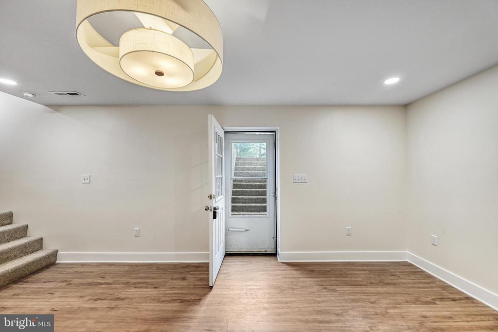 1011 LAKE MONTICELLO RD, PALMYRA, Virginia 22963, 3 Bedrooms Bedrooms, ,3 BathroomsBathrooms,Residential,1011 LAKE MONTICELLO RD,VAFN2000652 MLS # VAFN2000652