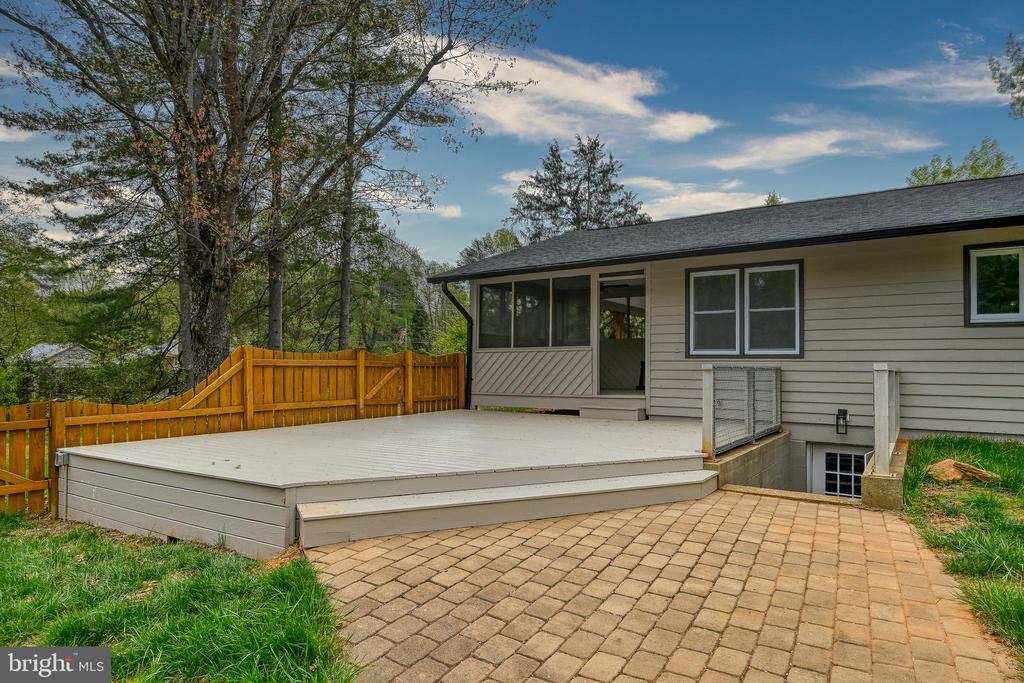 1011 LAKE MONTICELLO RD, PALMYRA, Virginia 22963, 3 Bedrooms Bedrooms, ,3 BathroomsBathrooms,Residential,1011 LAKE MONTICELLO RD,VAFN2000652 MLS # VAFN2000652