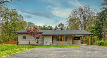 1011 LAKE MONTICELLO RD, PALMYRA, Virginia 22963, 3 Bedrooms Bedrooms, ,3 BathroomsBathrooms,Residential,1011 LAKE MONTICELLO RD,VAFN2000652 MLS # VAFN2000652