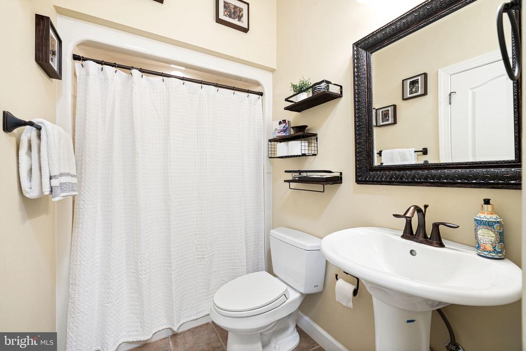 10287 TRYLEC LN, CATLETT, Virginia, 3 Bedrooms Bedrooms, ,4 BathroomsBathrooms,Residential,10287 TRYLEC LN,VAFQ2021220 MLS # VAFQ2021220