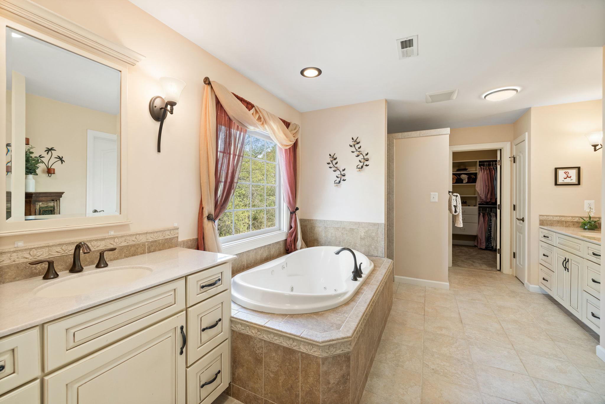 10287 TRYLEC LN, CATLETT, Virginia, 3 Bedrooms Bedrooms, ,4 BathroomsBathrooms,Residential,10287 TRYLEC LN,VAFQ2021220 MLS # VAFQ2021220