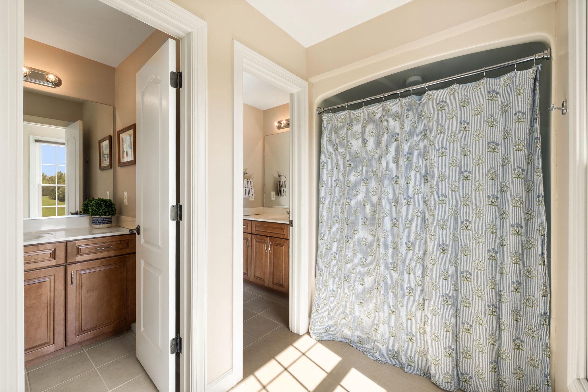 10287 TRYLEC LN, CATLETT, Virginia, 3 Bedrooms Bedrooms, ,4 BathroomsBathrooms,Residential,10287 TRYLEC LN,VAFQ2021220 MLS # VAFQ2021220