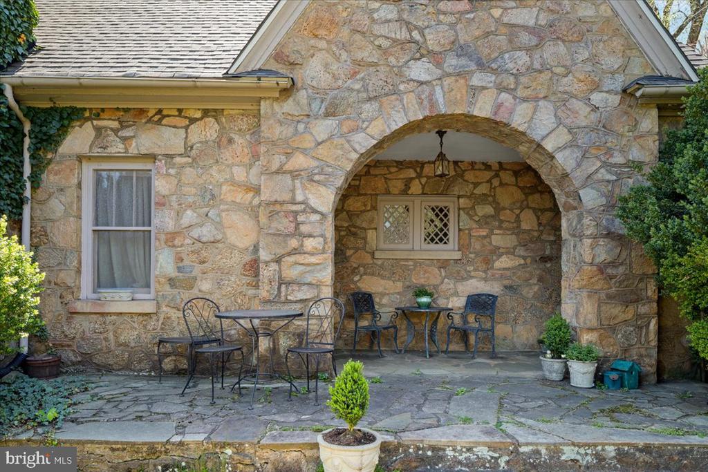 540 MOUNT SALEM AVE, WASHINGTON, Virginia, 5 Bedrooms Bedrooms, ,2 BathroomsBathrooms,Residential,540 MOUNT SALEM AVE,VARP2002566 MLS # VARP2002566