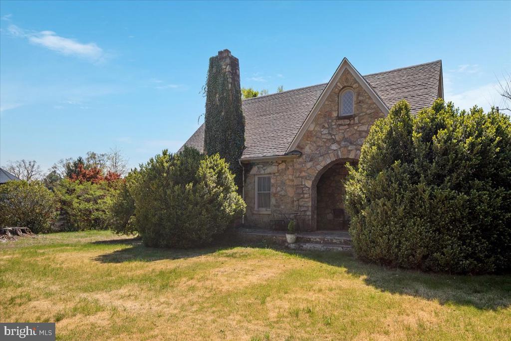 540 MOUNT SALEM AVE, WASHINGTON, Virginia, 5 Bedrooms Bedrooms, ,2 BathroomsBathrooms,Residential,540 MOUNT SALEM AVE,VARP2002566 MLS # VARP2002566