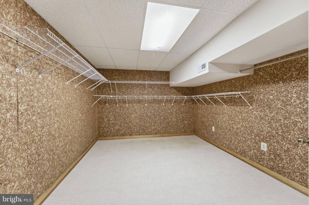 7200 BALDWIN RIDGE RD, WARRENTON, Virginia, 4 Bedrooms Bedrooms, ,3 BathroomsBathrooms,Residential,7200 BALDWIN RIDGE RD,VAFQ2021182 MLS # VAFQ2021182