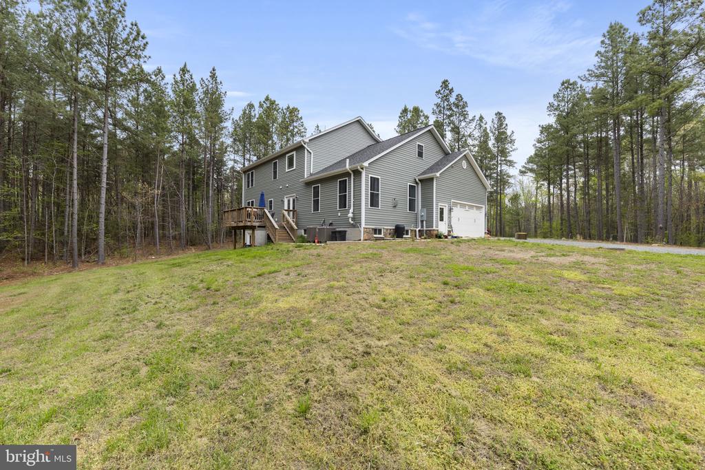 11522 LIGHT LN, SPOTSYLVANIA, Virginia 22551, 4 Bedrooms Bedrooms, ,3 BathroomsBathrooms,Residential,11522 LIGHT LN,VASP2040626 MLS # VASP2040626