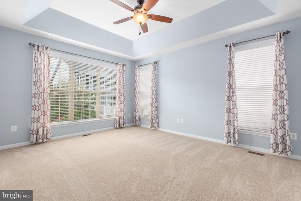 6016 E GREENBRIER RIVER RD, FREDERICKSBURG, Virginia 22407, 3 Bedrooms Bedrooms, ,3 BathroomsBathrooms,Residential,6016 E GREENBRIER RIVER RD,VASP2040942 MLS # VASP2040942