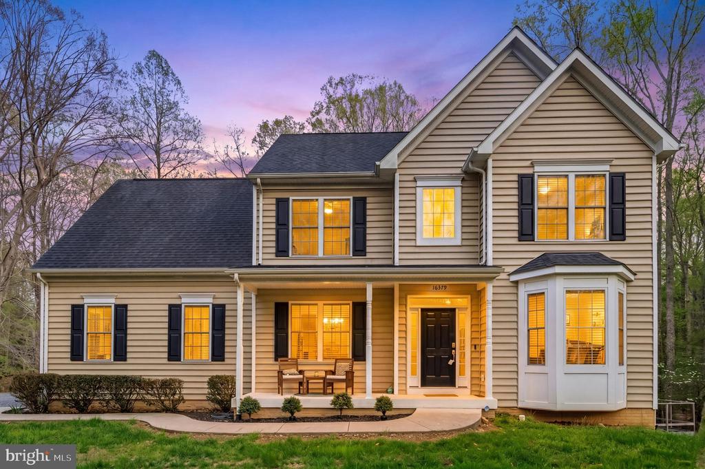 16379 COVEY CIR, AMISSVILLE, Virginia 20106, 5 Bedrooms Bedrooms, ,3 BathroomsBathrooms,Residential,16379 COVEY CIR,VACU2013312 MLS # VACU2013312