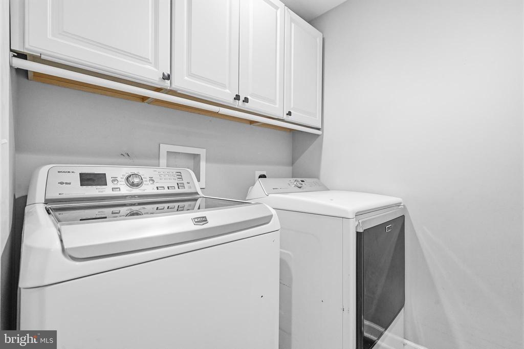 16379 COVEY CIR, AMISSVILLE, Virginia 20106, 5 Bedrooms Bedrooms, ,3 BathroomsBathrooms,Residential,16379 COVEY CIR,VACU2013312 MLS # VACU2013312