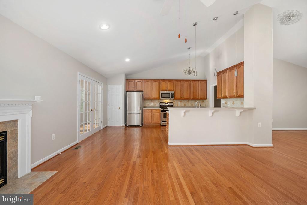 109 CEDAR CT, LOCUST GROVE, Virginia 22508, 3 Bedrooms Bedrooms, ,2 BathroomsBathrooms,Residential,LAKE OF THE WOODS,109 CEDAR CT,VAOR2013838 MLS # VAOR2013838