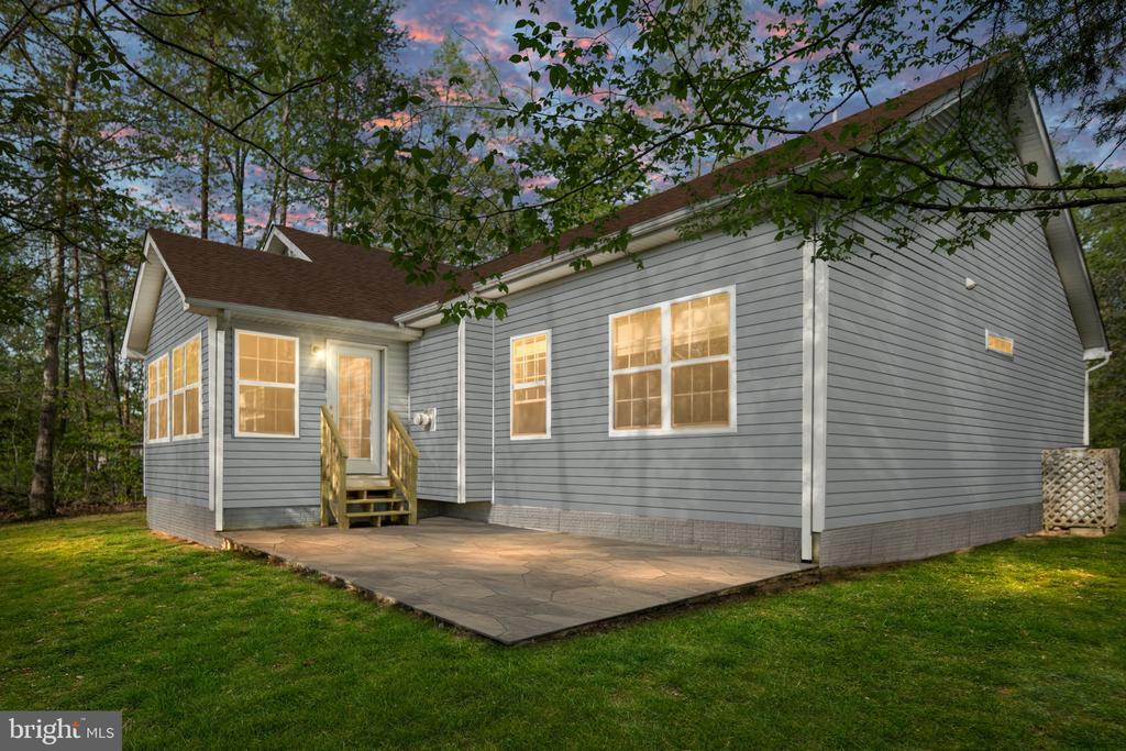 109 CEDAR CT, LOCUST GROVE, Virginia 22508, 3 Bedrooms Bedrooms, ,2 BathroomsBathrooms,Residential,LAKE OF THE WOODS,109 CEDAR CT,VAOR2013838 MLS # VAOR2013838