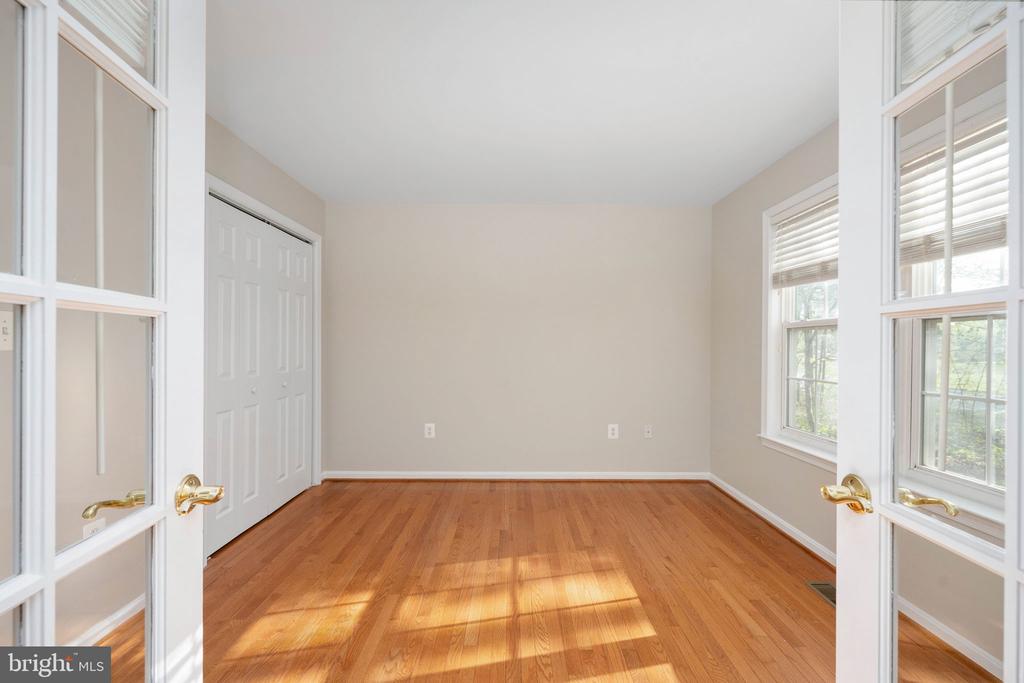 109 CEDAR CT, LOCUST GROVE, Virginia 22508, 3 Bedrooms Bedrooms, ,2 BathroomsBathrooms,Residential,LAKE OF THE WOODS,109 CEDAR CT,VAOR2013838 MLS # VAOR2013838