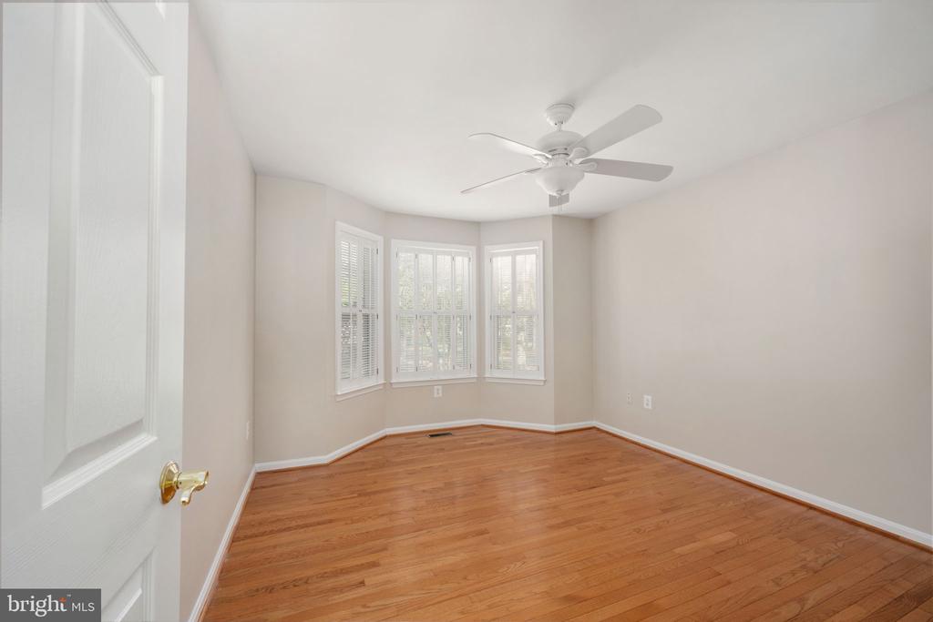 109 CEDAR CT, LOCUST GROVE, Virginia 22508, 3 Bedrooms Bedrooms, ,2 BathroomsBathrooms,Residential,LAKE OF THE WOODS,109 CEDAR CT,VAOR2013838 MLS # VAOR2013838