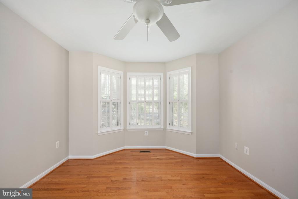 109 CEDAR CT, LOCUST GROVE, Virginia 22508, 3 Bedrooms Bedrooms, ,2 BathroomsBathrooms,Residential,LAKE OF THE WOODS,109 CEDAR CT,VAOR2013838 MLS # VAOR2013838