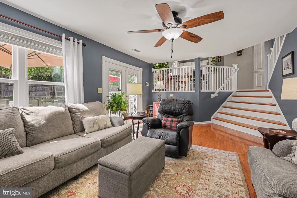 10612 CRESTWOOD DR, SPOTSYLVANIA, Virginia 22553, 4 Bedrooms Bedrooms, ,3 BathroomsBathrooms,Residential,10612 CRESTWOOD DR,VASP2040870 MLS # VASP2040870