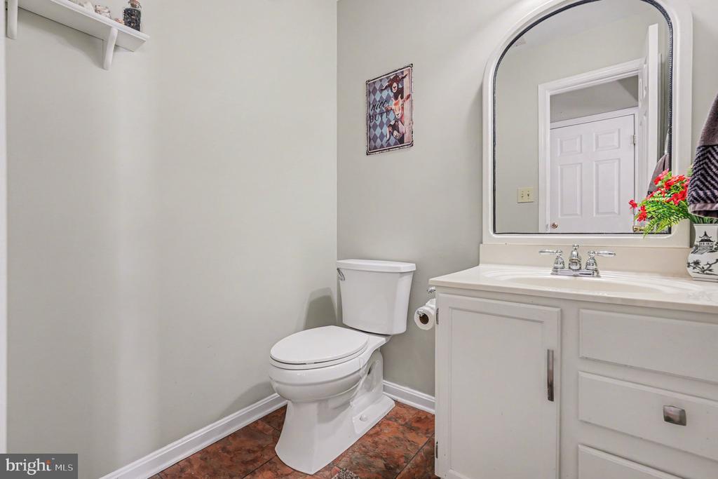 10612 CRESTWOOD DR, SPOTSYLVANIA, Virginia 22553, 4 Bedrooms Bedrooms, ,3 BathroomsBathrooms,Residential,10612 CRESTWOOD DR,VASP2040870 MLS # VASP2040870