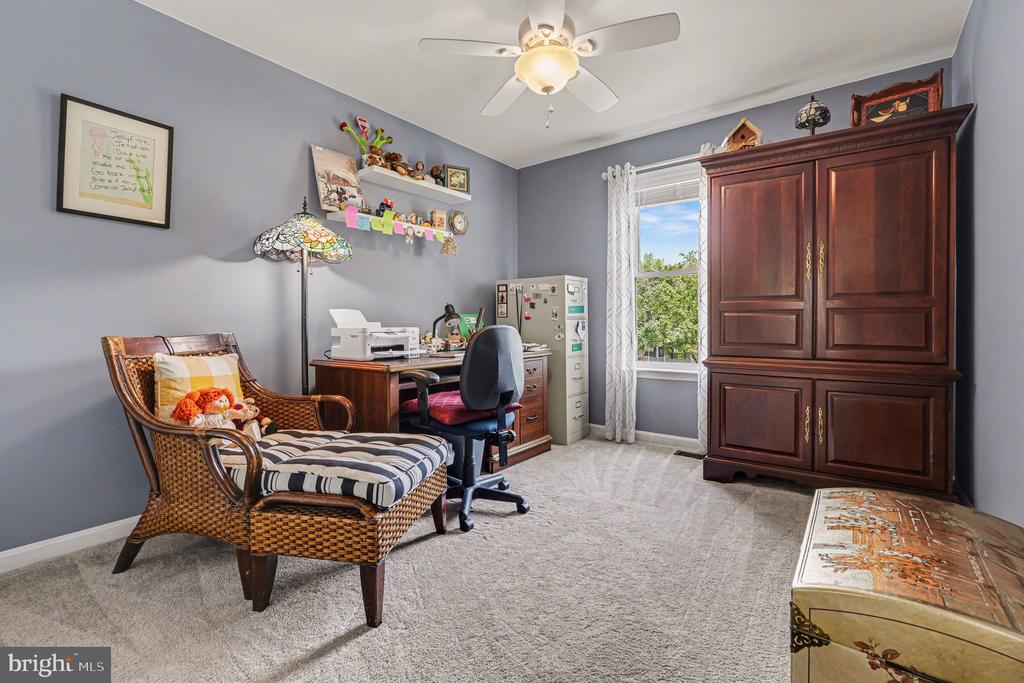 10612 CRESTWOOD DR, SPOTSYLVANIA, Virginia 22553, 4 Bedrooms Bedrooms, ,3 BathroomsBathrooms,Residential,10612 CRESTWOOD DR,VASP2040870 MLS # VASP2040870