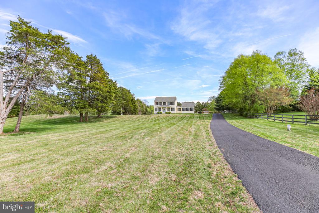 19313 WINDSONG CT, CULPEPER, Virginia 22701, 3 Bedrooms Bedrooms, ,2 BathroomsBathrooms,Residential,19313 WINDSONG CT,VACU2013272 MLS # VACU2013272