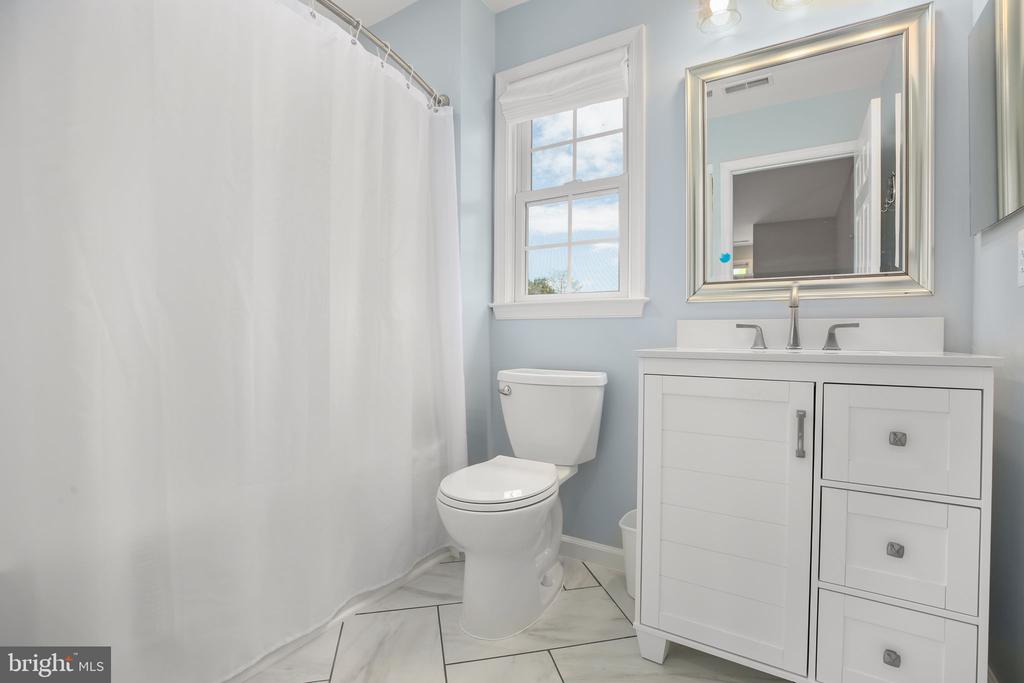 19313 WINDSONG CT, CULPEPER, Virginia 22701, 3 Bedrooms Bedrooms, ,2 BathroomsBathrooms,Residential,19313 WINDSONG CT,VACU2013272 MLS # VACU2013272