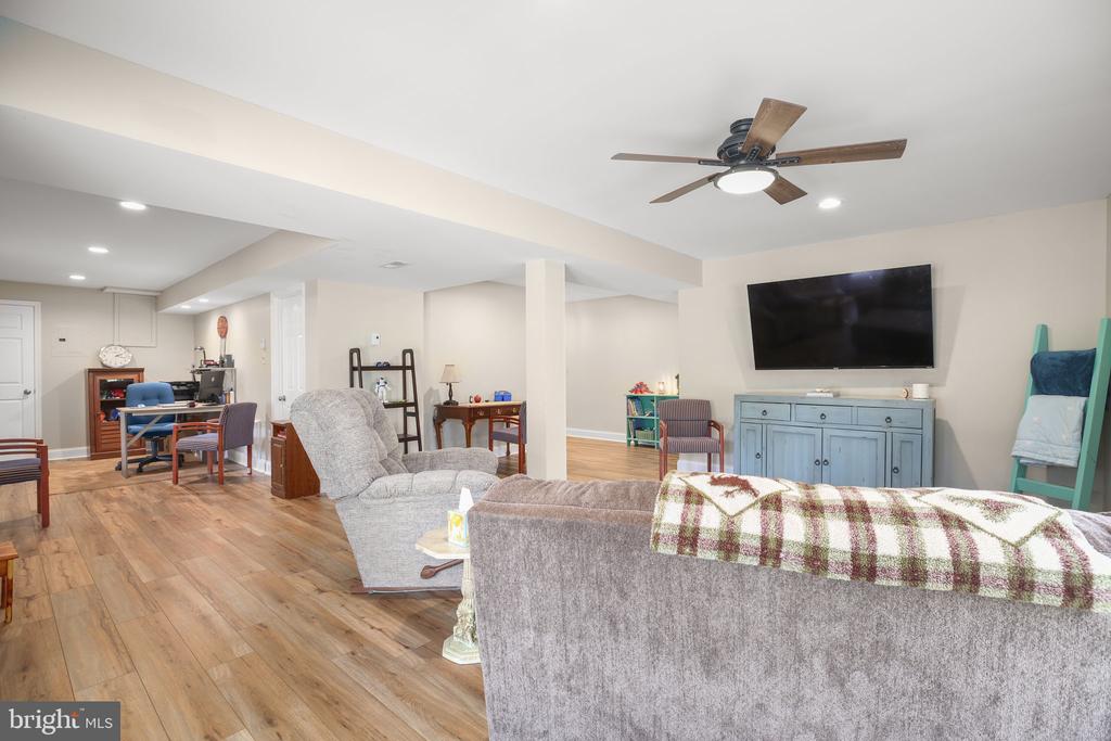 19313 WINDSONG CT, CULPEPER, Virginia 22701, 3 Bedrooms Bedrooms, ,2 BathroomsBathrooms,Residential,19313 WINDSONG CT,VACU2013272 MLS # VACU2013272