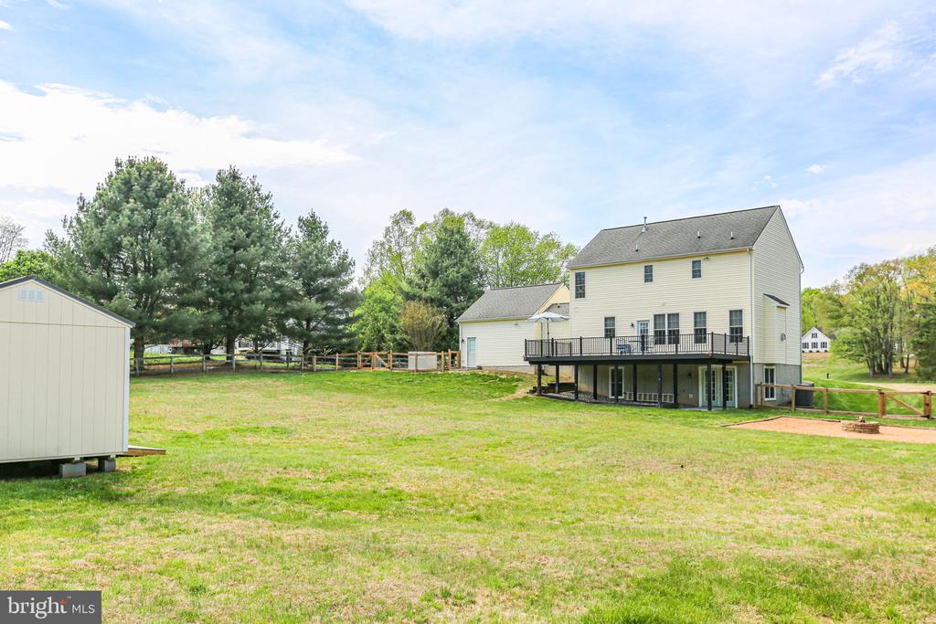 19313 WINDSONG CT, CULPEPER, Virginia 22701, 3 Bedrooms Bedrooms, ,2 BathroomsBathrooms,Residential,19313 WINDSONG CT,VACU2013272 MLS # VACU2013272