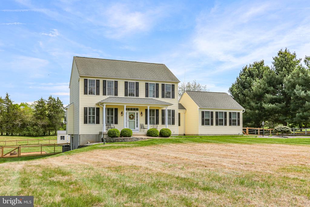 19313 WINDSONG CT, CULPEPER, Virginia 22701, 3 Bedrooms Bedrooms, ,2 BathroomsBathrooms,Residential,19313 WINDSONG CT,VACU2013272 MLS # VACU2013272