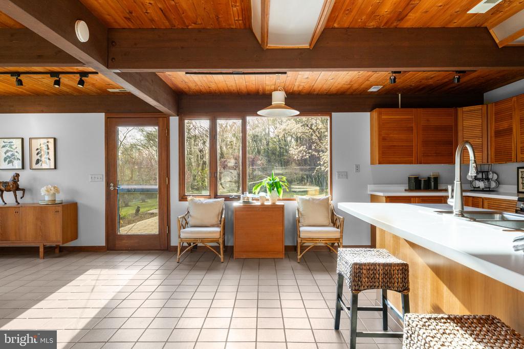 219 TIGER VALLEY RD, WASHINGTON, Virginia, 5 Bedrooms Bedrooms, ,3 BathroomsBathrooms,Residential,219 TIGER VALLEY RD,VARP2002576 MLS # VARP2002576