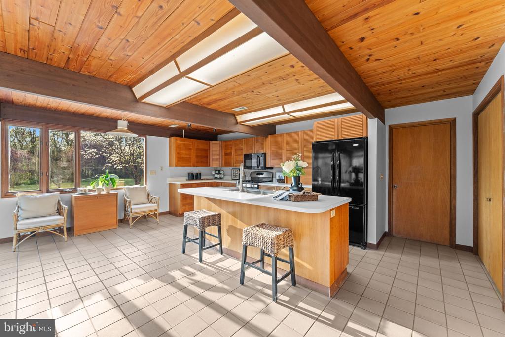 219 TIGER VALLEY RD, WASHINGTON, Virginia, 5 Bedrooms Bedrooms, ,3 BathroomsBathrooms,Residential,219 TIGER VALLEY RD,VARP2002576 MLS # VARP2002576