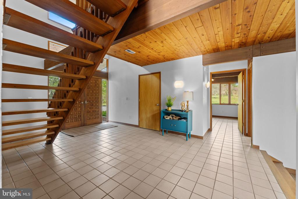 219 TIGER VALLEY RD, WASHINGTON, Virginia, 5 Bedrooms Bedrooms, ,3 BathroomsBathrooms,Residential,219 TIGER VALLEY RD,VARP2002576 MLS # VARP2002576